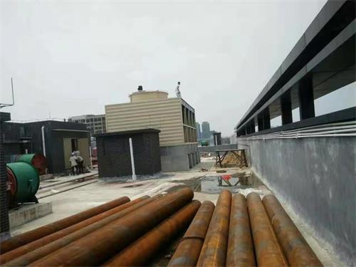 冷卻塔利用空氣與水接觸來冷卻水的裝置,冷卻塔空氣流動方向